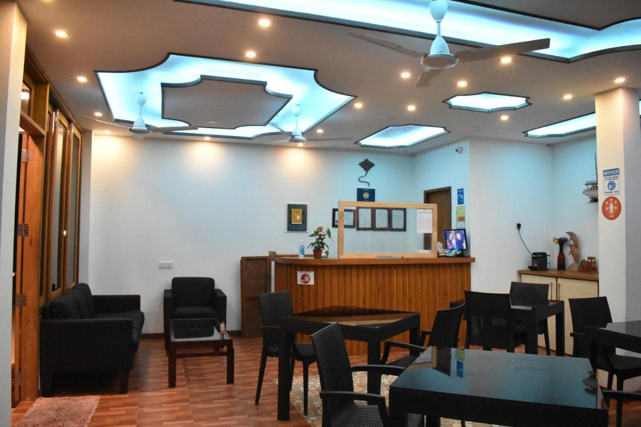 Seena Inn Fulidhoo Exterior photo